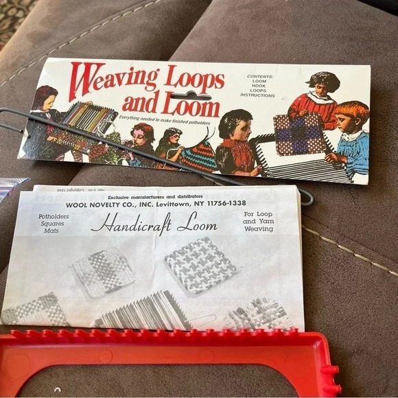 Vintage Red Plastic Potholder Loom And Hook Set With Bag of Loops, Instructions - Picture 2 of 4
